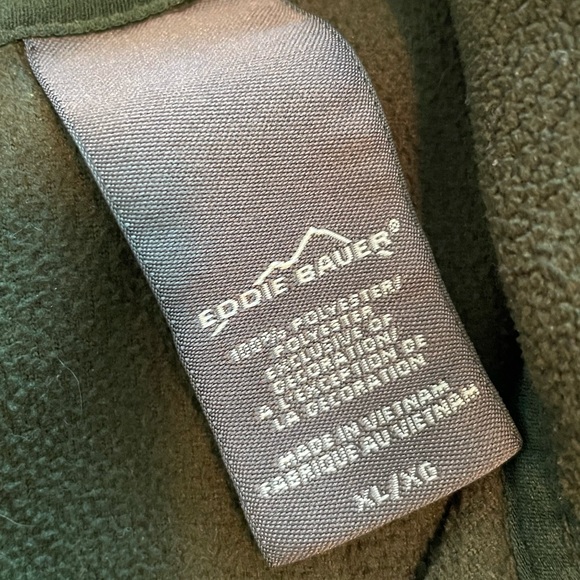 Eddie Bauer Men's 3/4 Zip Fleece - Picture 5 of 8